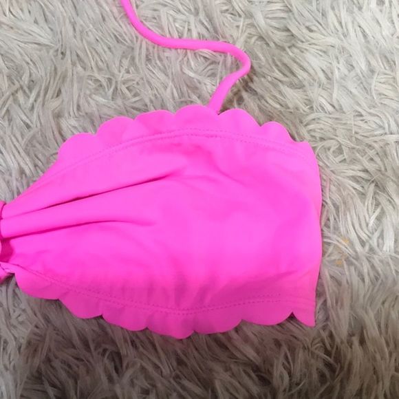 LA Hearts| Neon Pink Scalloped Bikini Top Medium - Picture 4 of 9